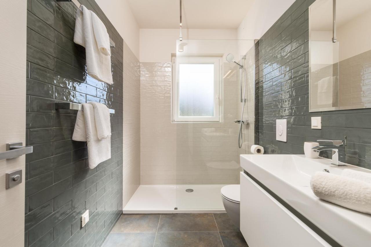 Apartmani Heni Vrbnik Zewnętrze zdjęcie