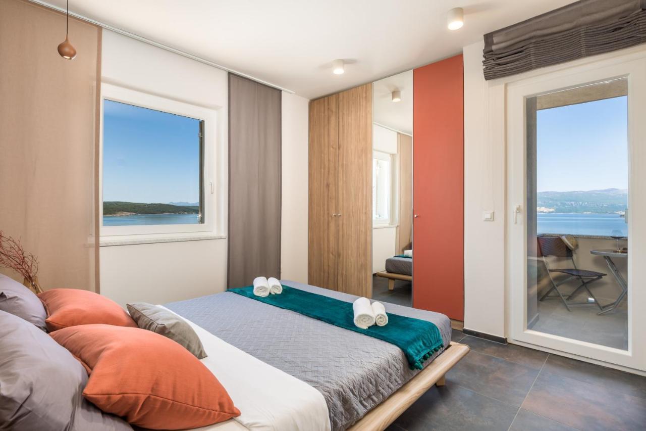 Apartmani Heni Vrbnik Zewnętrze zdjęcie
