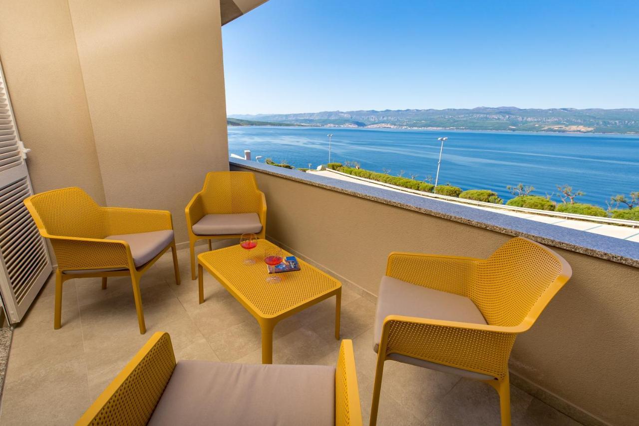 Apartmani Heni Vrbnik Zewnętrze zdjęcie