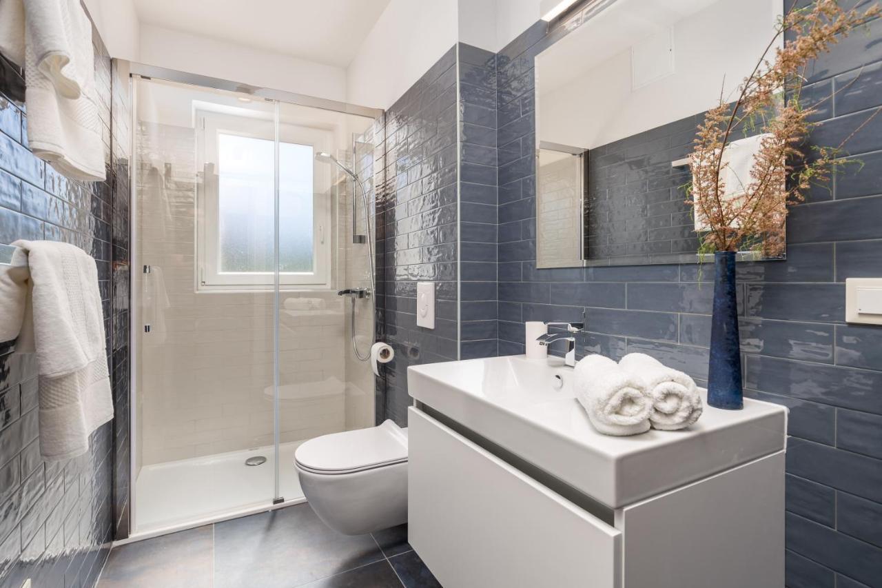 Apartmani Heni Vrbnik Zewnętrze zdjęcie